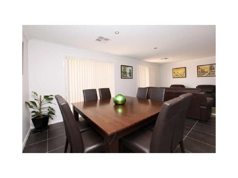 48 Olive Pink Crescent, Banks ACT 2906