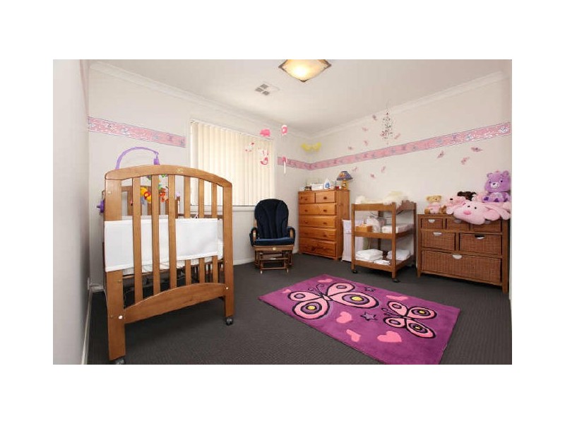 48 Olive Pink Crescent, Banks ACT 2906