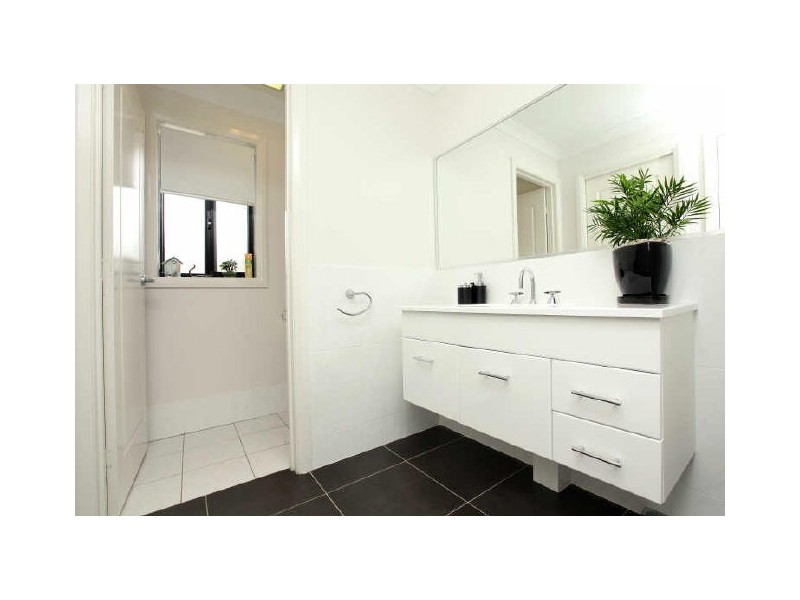 48 Olive Pink Crescent, Banks ACT 2906