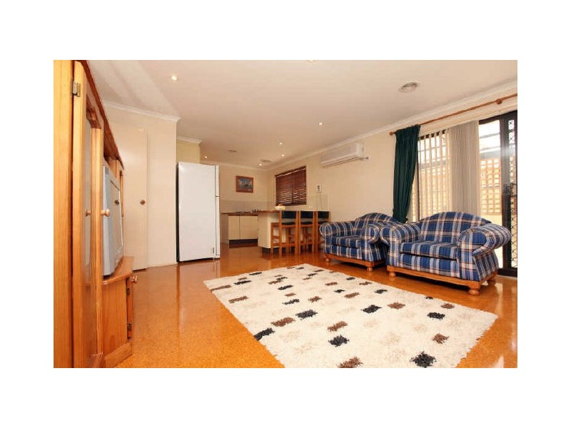 9 Collyburl Crescent, Isabella Plains ACT 2905