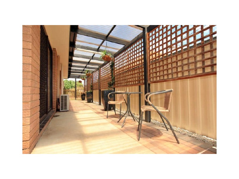 9 Collyburl Crescent, Isabella Plains ACT 2905