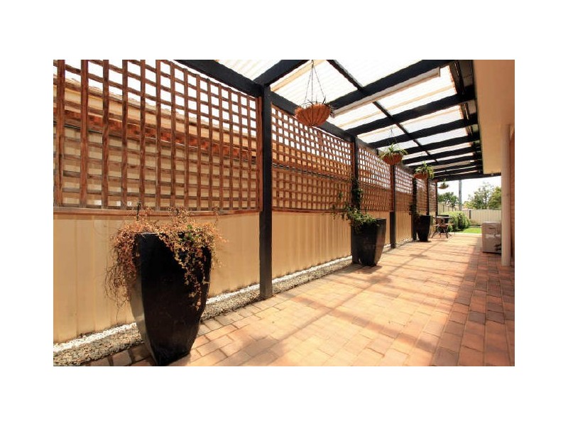 9 Collyburl Crescent, Isabella Plains ACT 2905