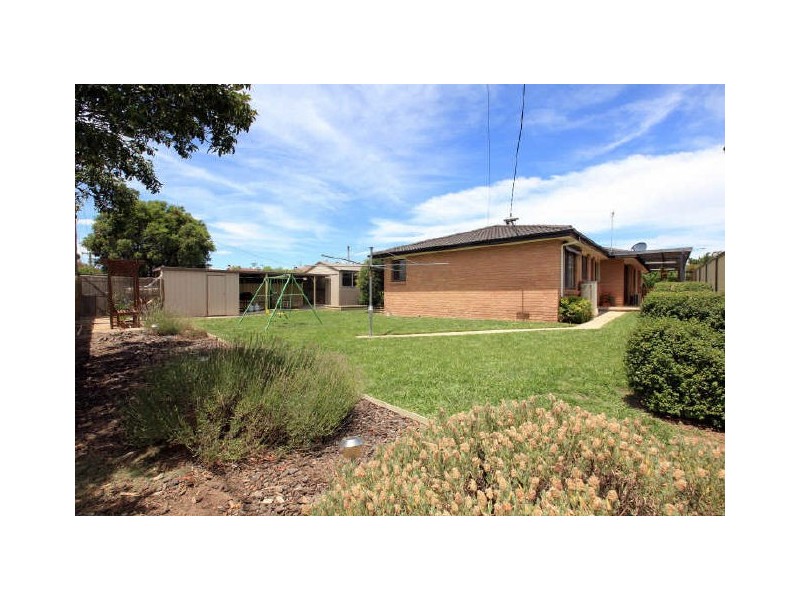 9 Collyburl Crescent, Isabella Plains ACT 2905