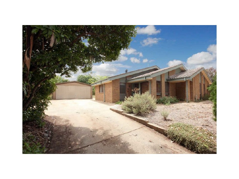 14 Gleeson Place, Kambah ACT 2902