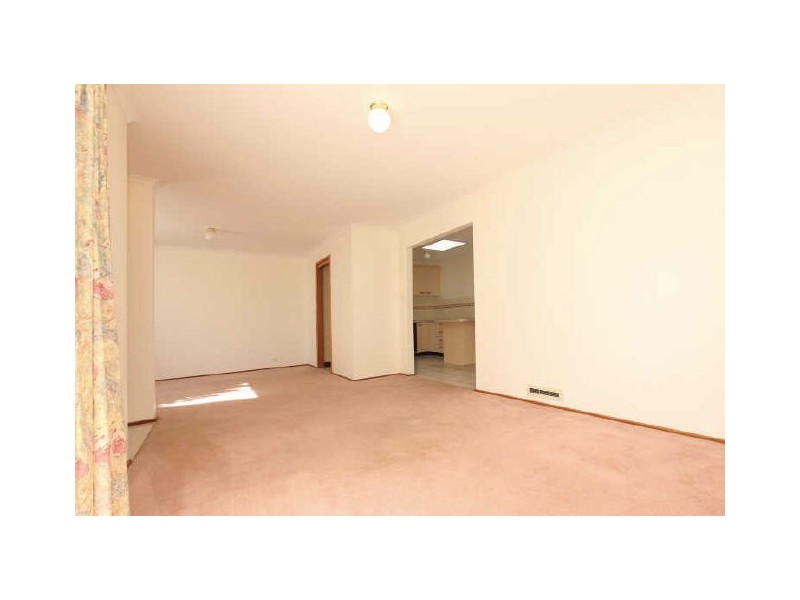 13 Mathews Place, Banks ACT 2906