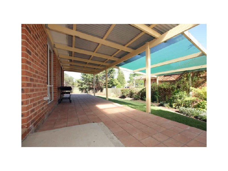 13 Mathews Place, Banks ACT 2906