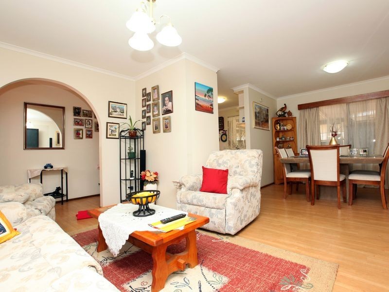 7 Maddock Place, Gordon ACT 2906