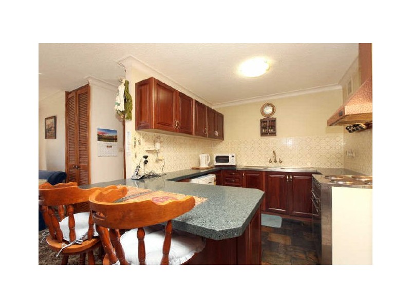 42/86 Derrima Road, Queanbeyan NSW 2620