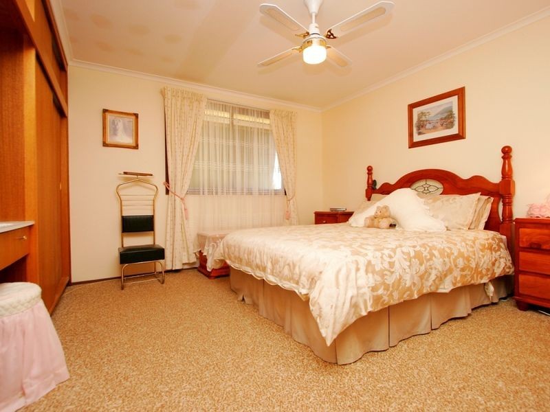 42 Tytherleigh Street, Wanniassa ACT 2903