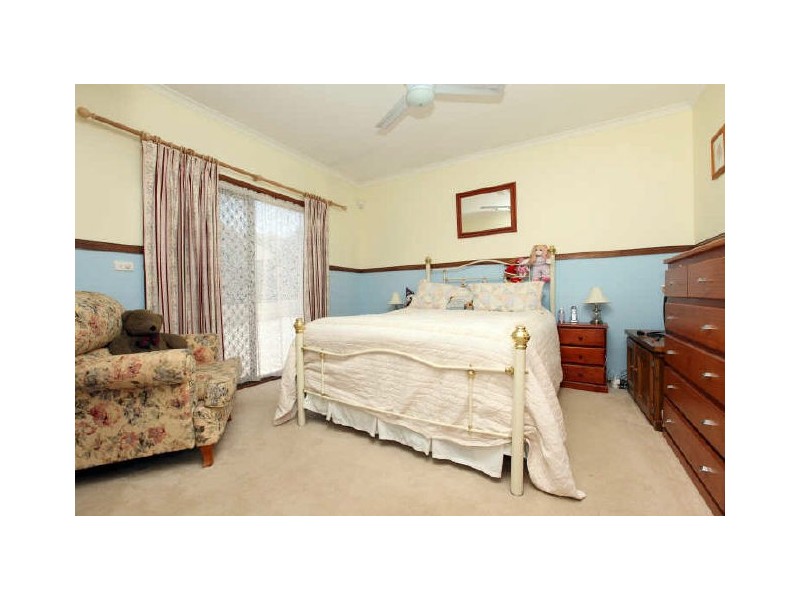 148 Jackie Howe Crescent, Macarthur ACT 2904