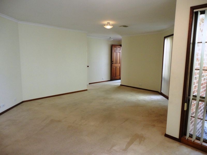 16 Bonnin Place, Bonython ACT 2905