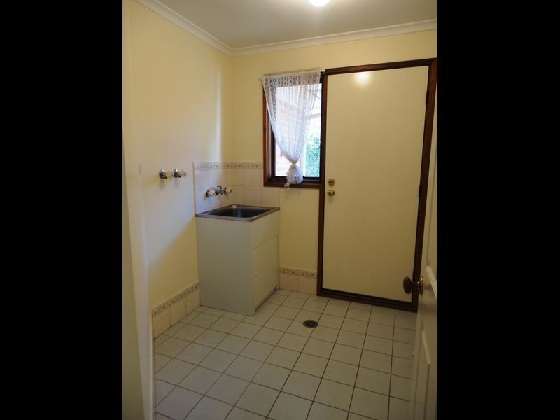 16 Bonnin Place, Bonython ACT 2905