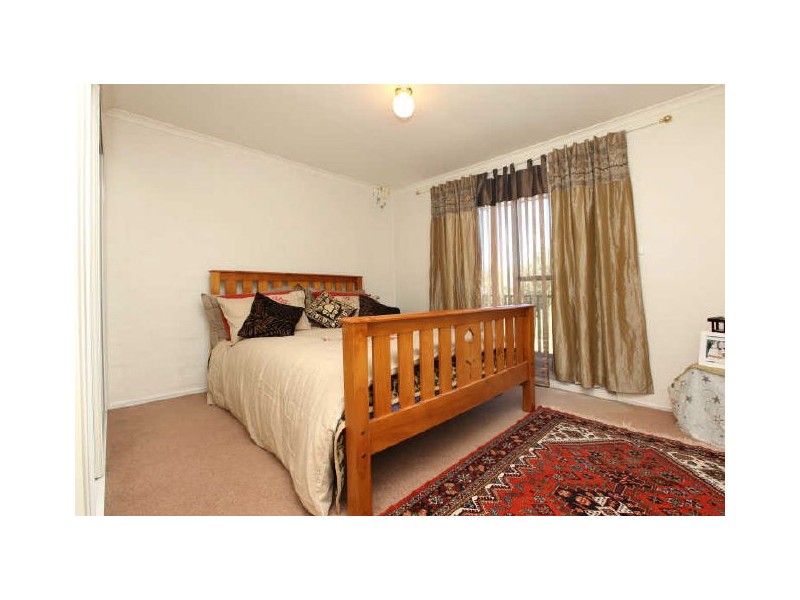 9 Dods Place, Greenway ACT 2900