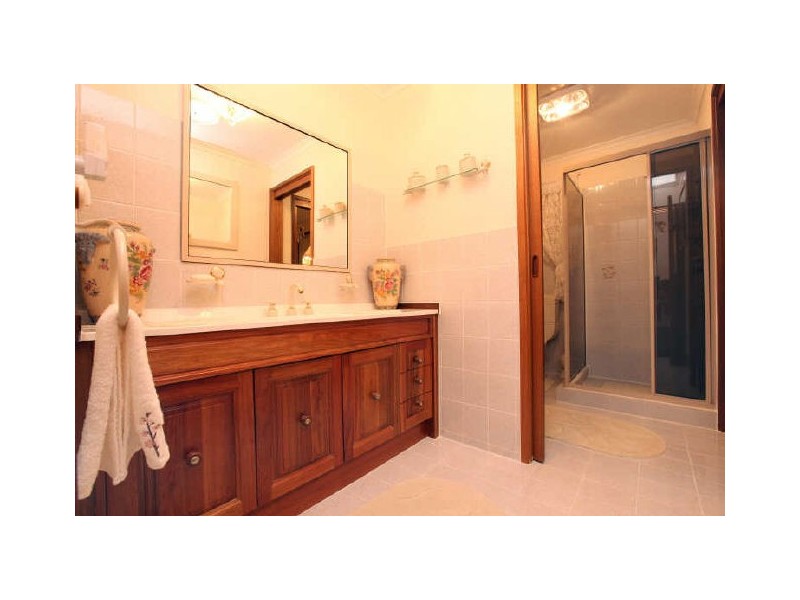 34 Carter Crescent, Calwell ACT 2905