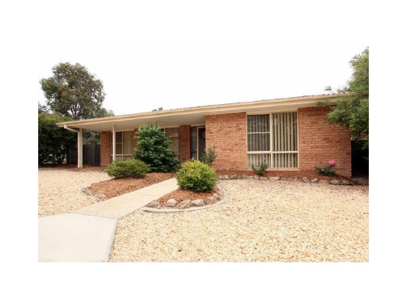 12 Doerner Place, Gordon ACT 2906