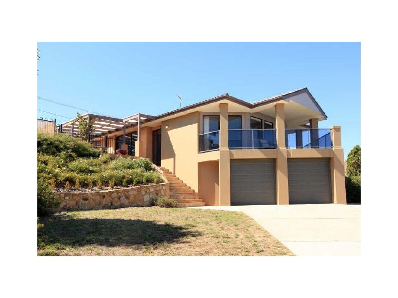 36 Schonell Circuit, Oxley ACT 2903