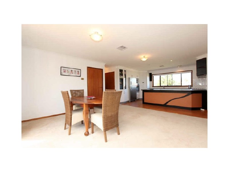 36 Schonell Circuit, Oxley ACT 2903