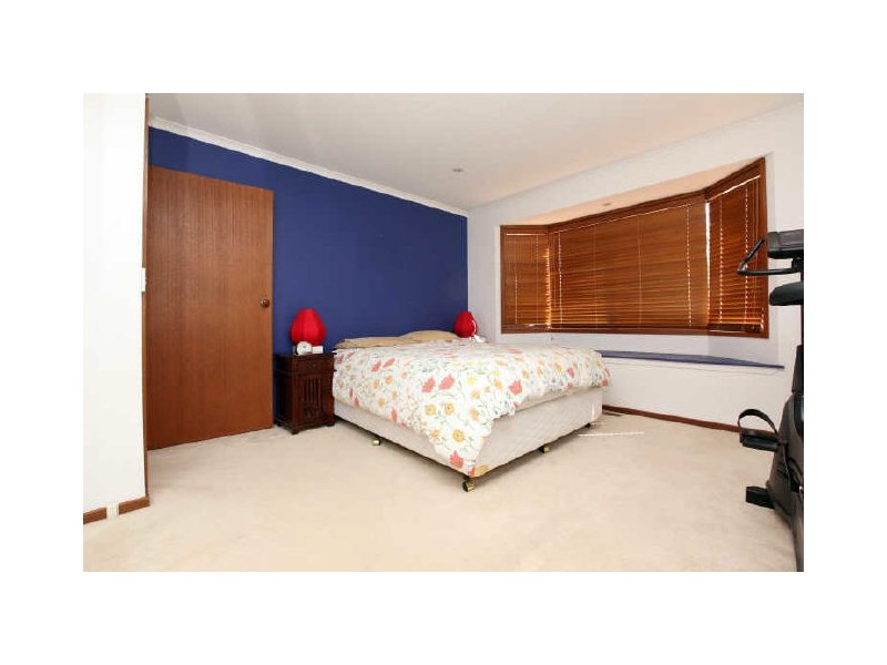 36 Schonell Circuit, Oxley ACT 2903