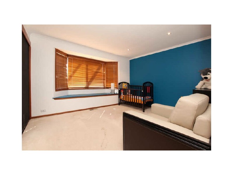 36 Schonell Circuit, Oxley ACT 2903