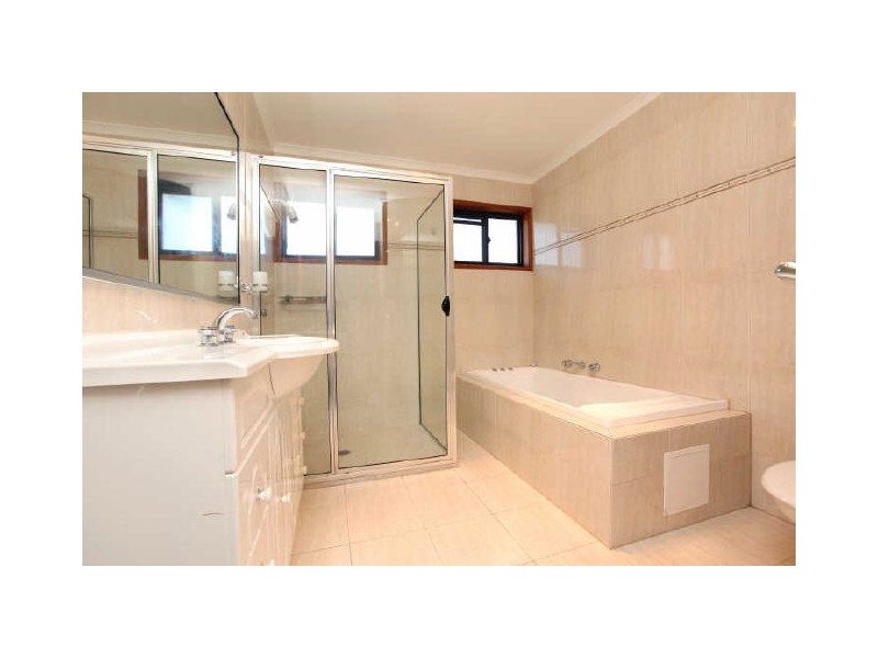 36 Schonell Circuit, Oxley ACT 2903