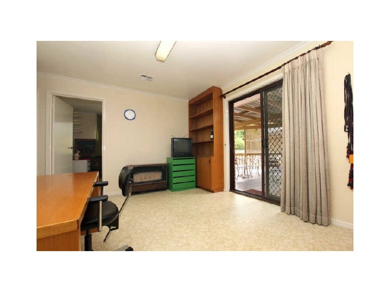 10 Severne Crescent, Kambah ACT 2902