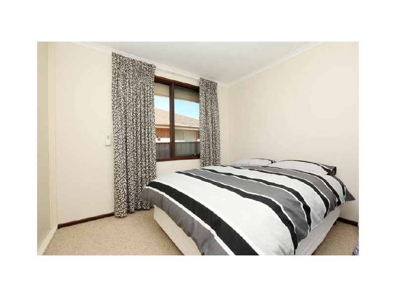 8 Tiernan Place, Kambah ACT 2902