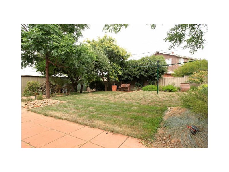 21 Alabaster Street, Monash ACT 2904