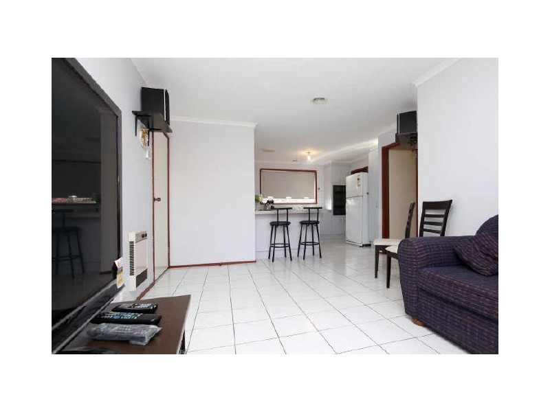 10B Hallstrom Circuit, Monash ACT 2904