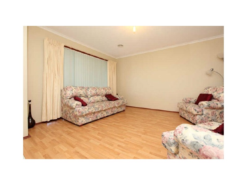 10B Hallstrom Circuit, Monash ACT 2904