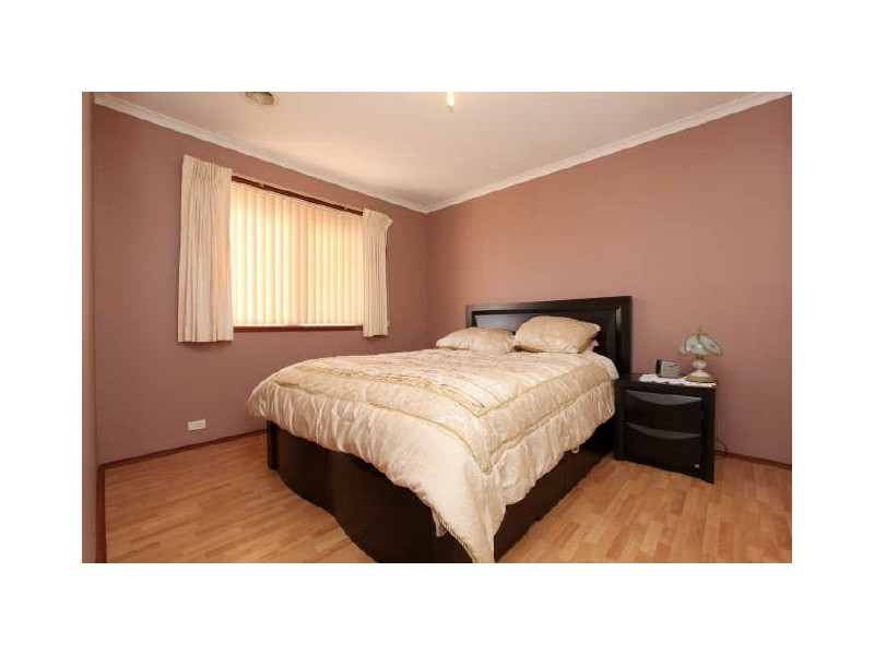 10B Hallstrom Circuit, Monash ACT 2904