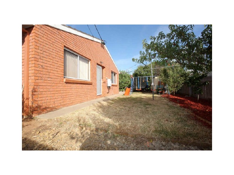 10B Hallstrom Circuit, Monash ACT 2904