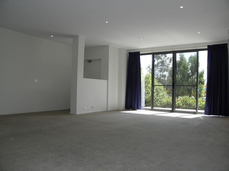 14/58 Eileen Good Street, Greenway ACT 2900