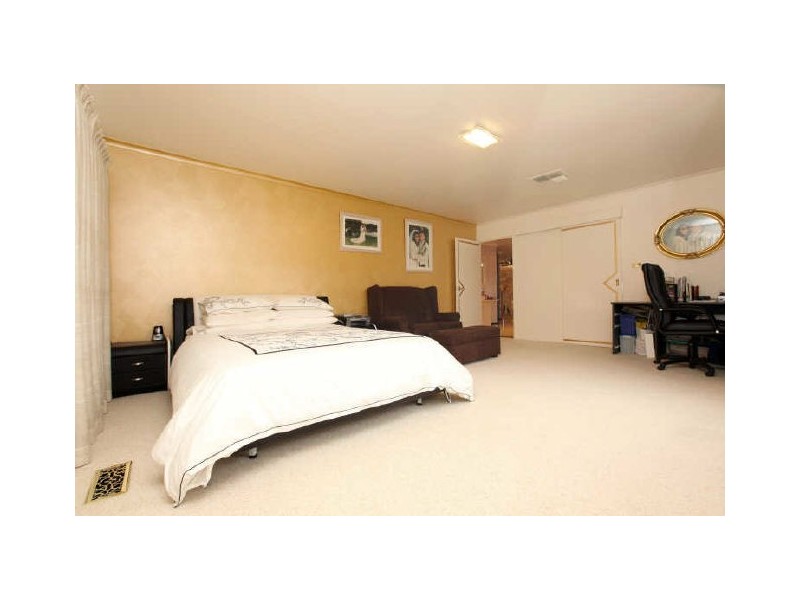 5 Beggs Place, Macarthur ACT 2904