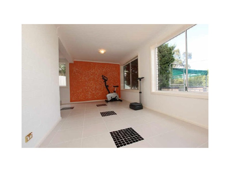 5 Beggs Place, Macarthur ACT 2904