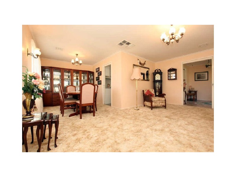 2 Gore Street, Higgins ACT 2615