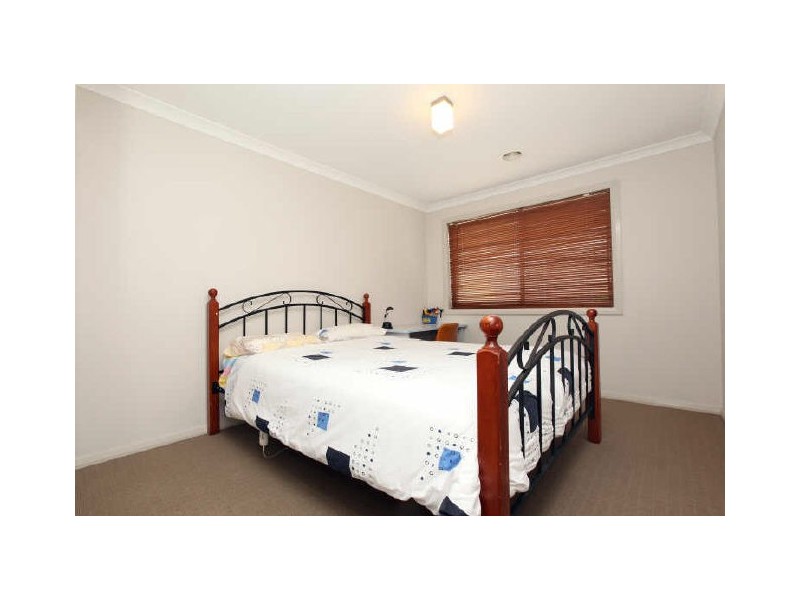 11/1 Templestowe Avenue, Conder ACT 2906