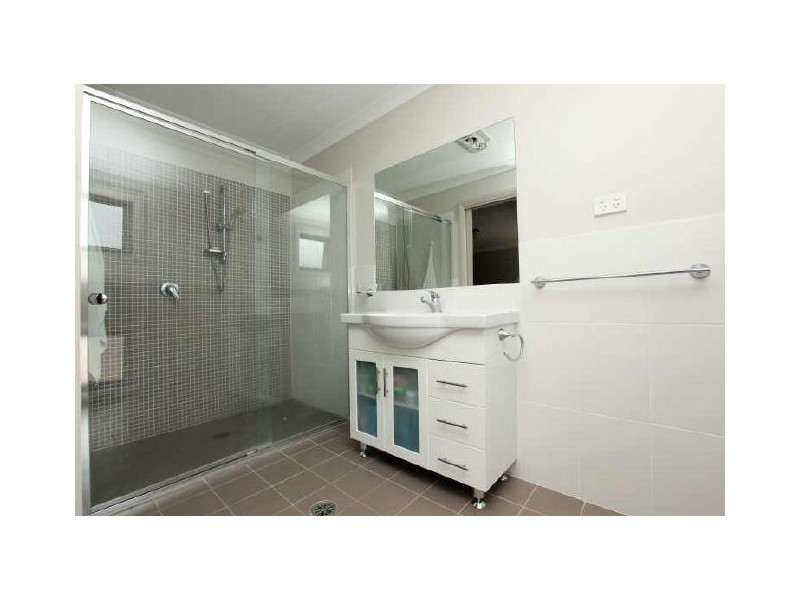 11/1 Templestowe Avenue, Conder ACT 2906