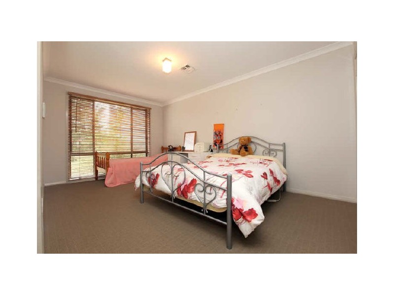 11/1 Templestowe Avenue, Conder ACT 2906