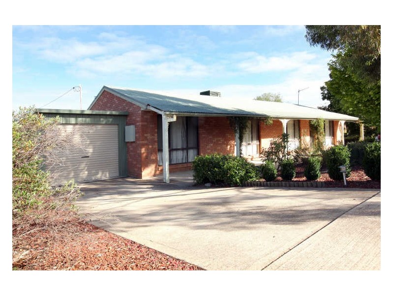 4 Prisk Place, Bonython ACT 2905