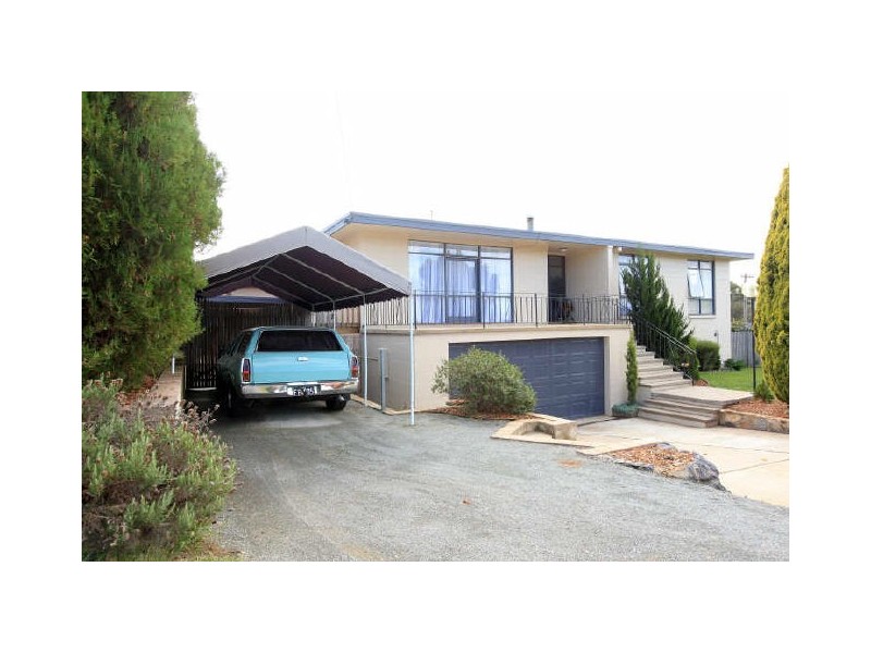 7 Atholbar Way, Queanbeyan NSW 2620