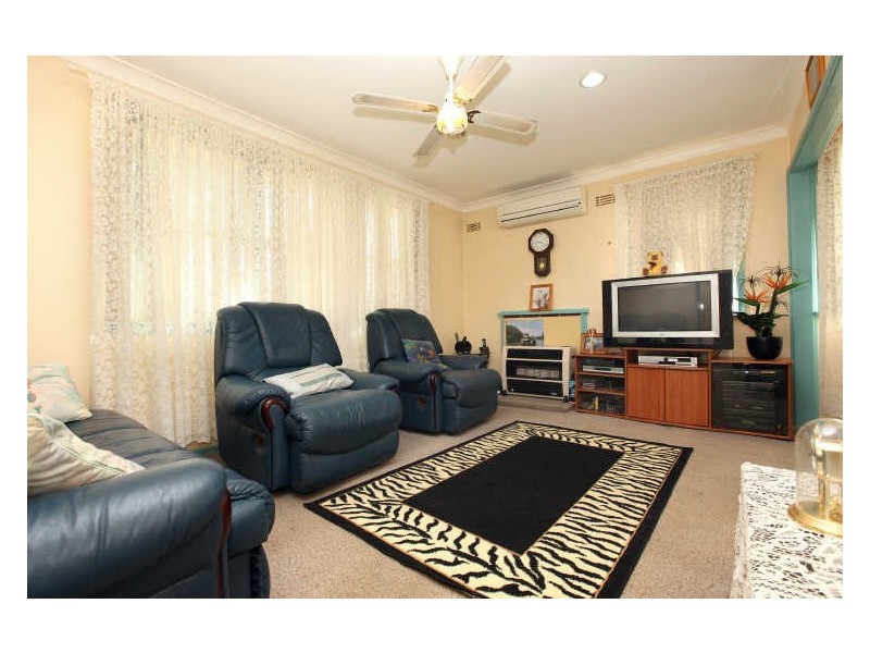 54 Anne Street, Queanbeyan NSW 2620