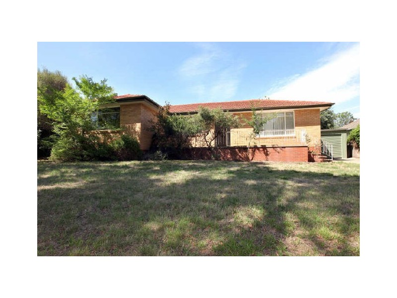 17 Grayson Street, Hackett ACT 2602