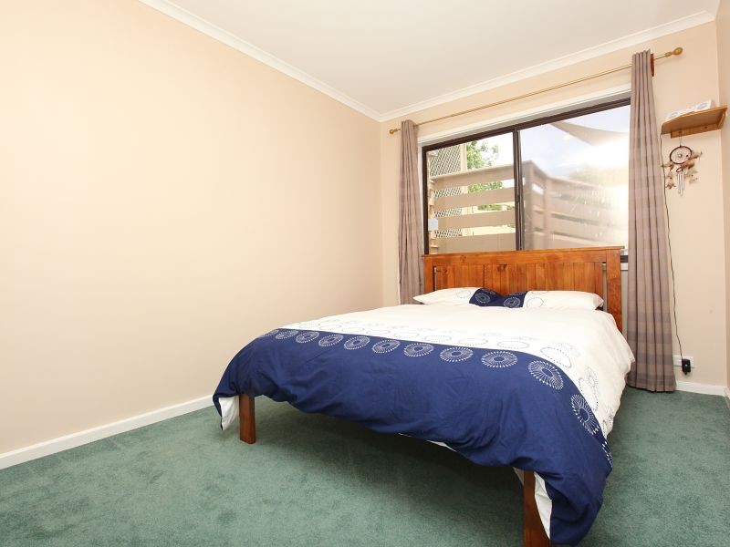 18 Ogden Close, Fadden ACT 2904