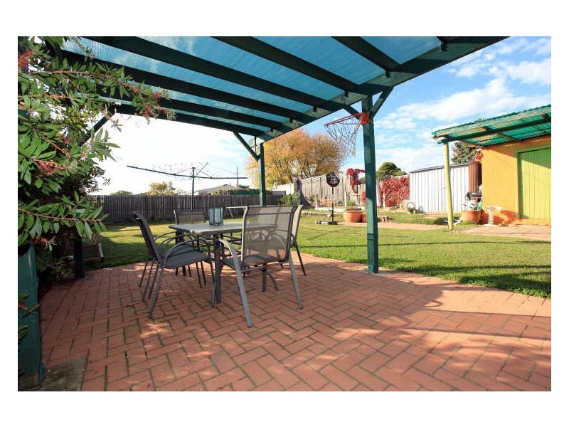 2 Callum Street, Queanbeyan NSW 2620