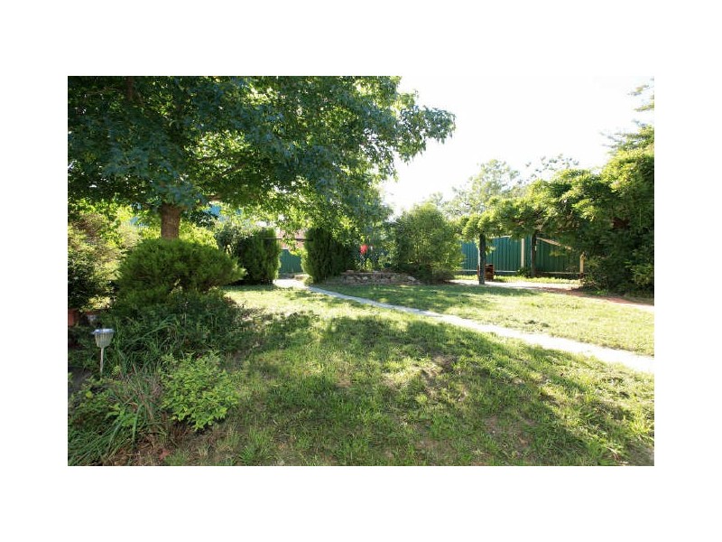 30 Atkinson Street, Queanbeyan NSW 2620