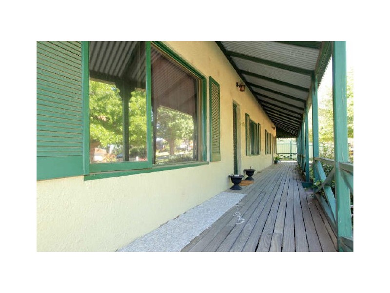 30 Atkinson Street, Queanbeyan NSW 2620