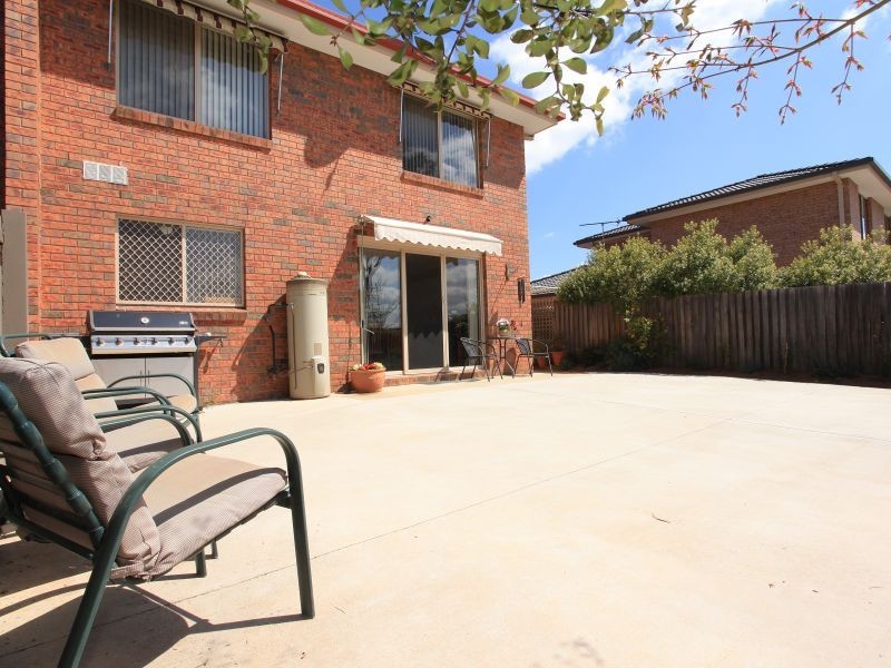 10/92 Casey Crescent, Calwell ACT 2905