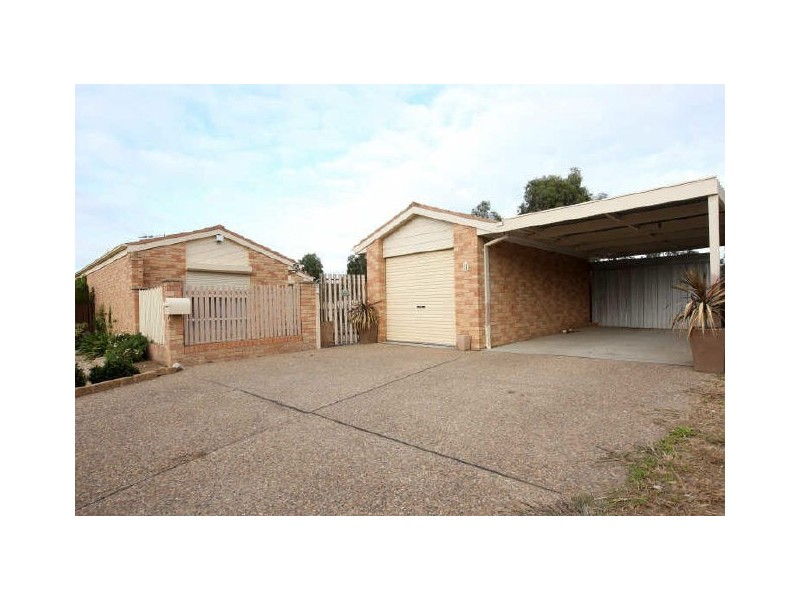 11 Minnta Place, Ngunnawal ACT 2913
