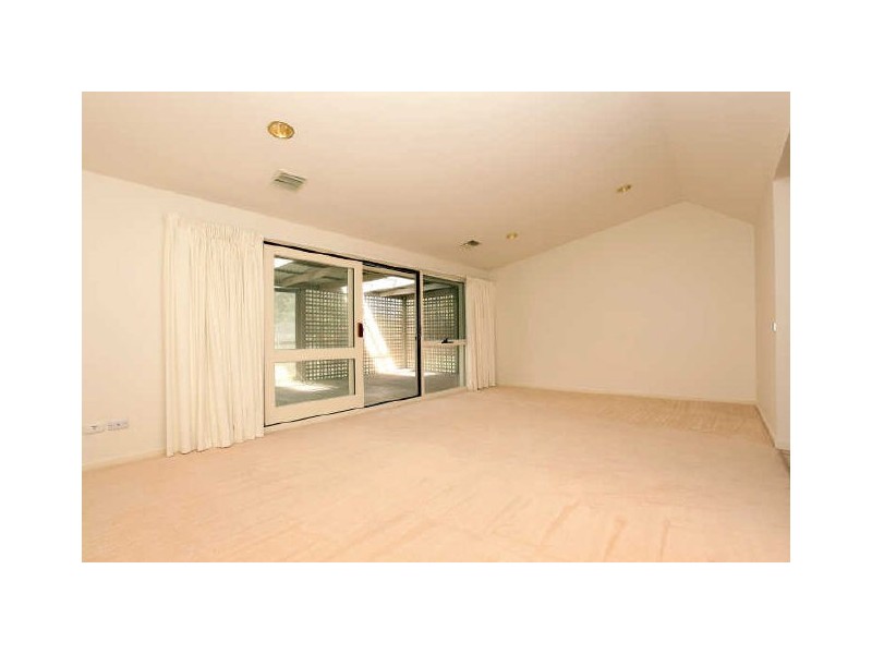 6 Birchall Street, Gordon ACT 2906