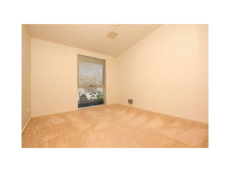 6 Birchall Street, Gordon ACT 2906